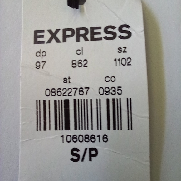 Express Red Flowy Crop Top Blouse. Juniors Small. - Picture 9 of 11